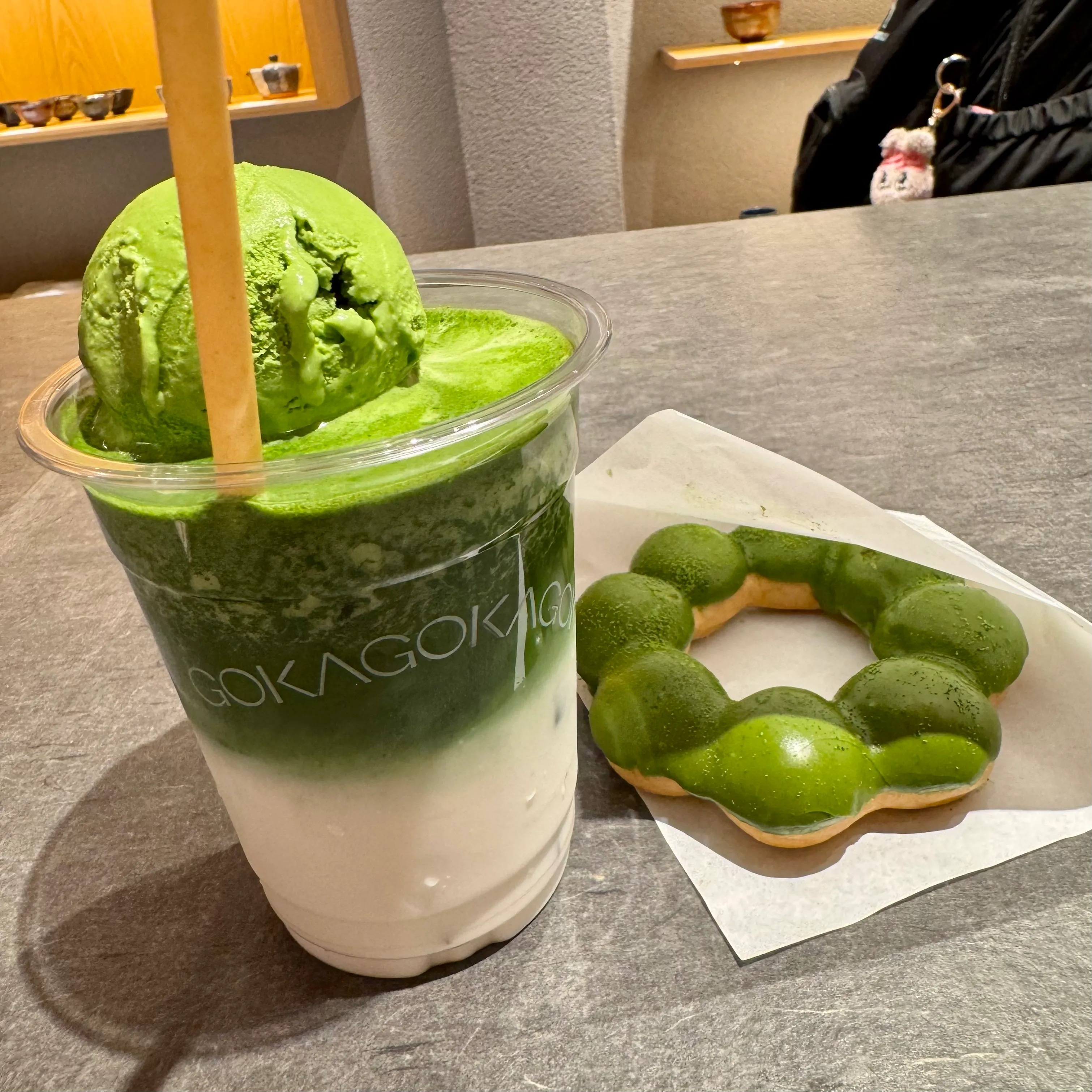Matcha-Eis-Donut