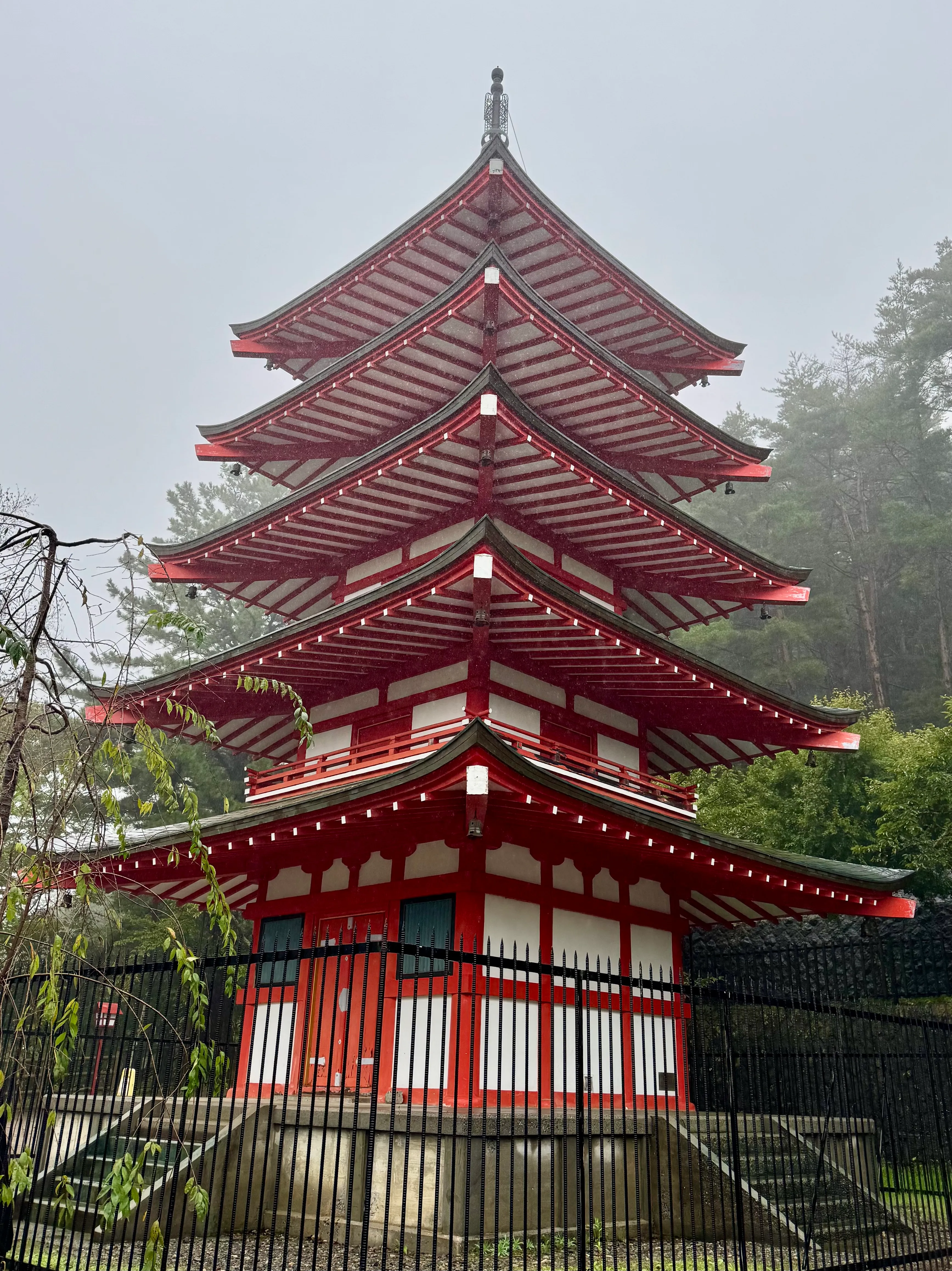 Pagode von unten
