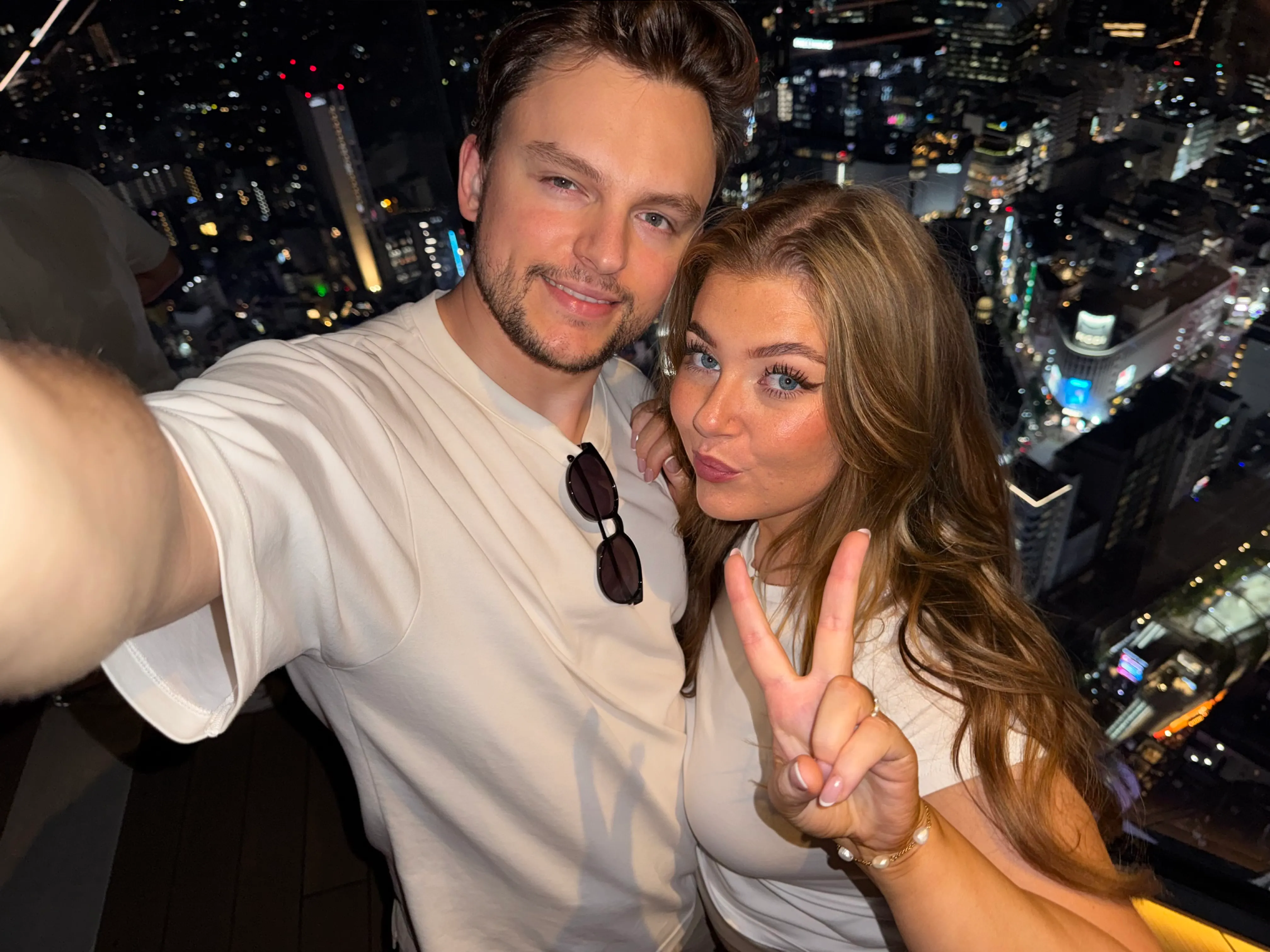 Selfie von uns auf Shibuya Sky