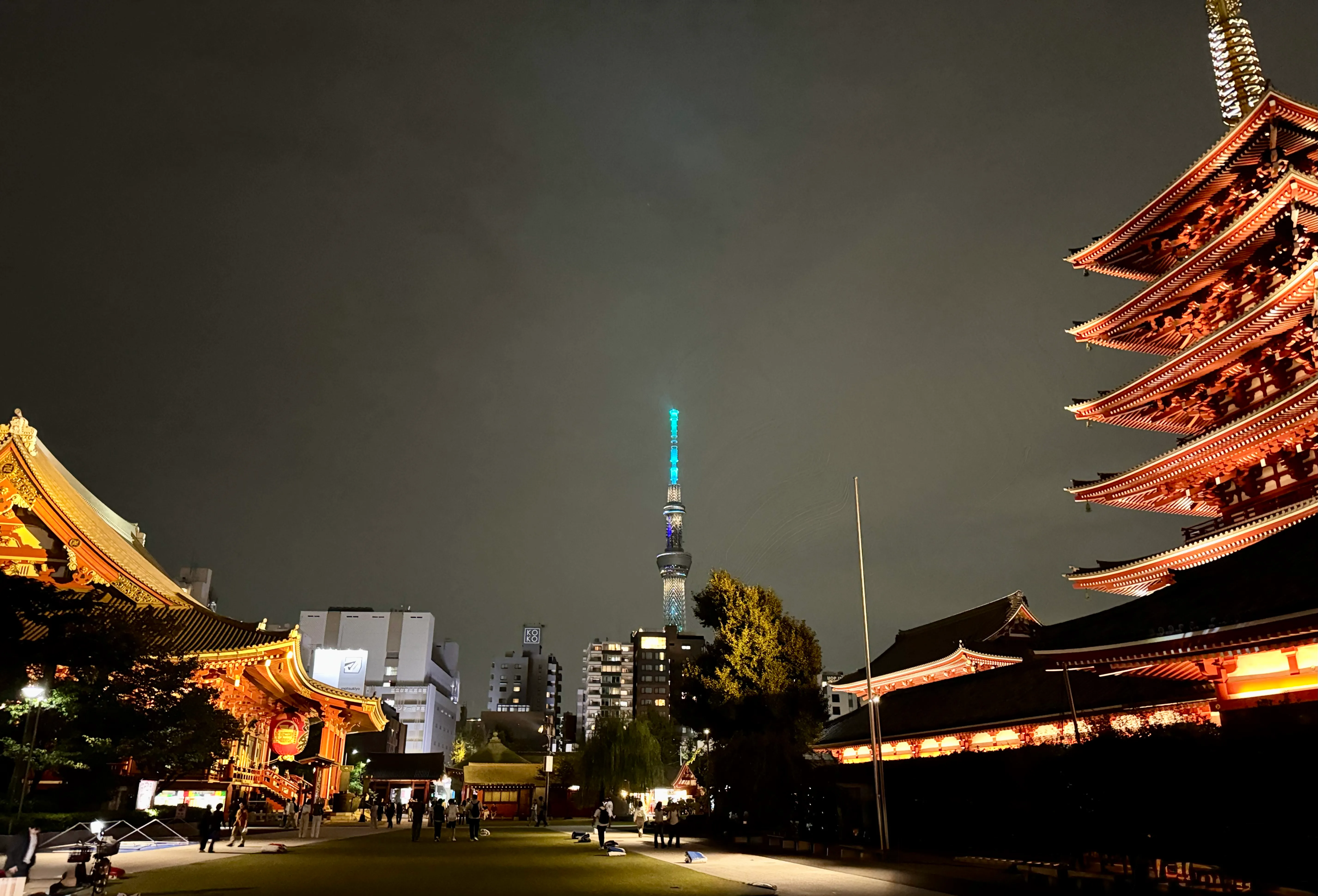 Tempel und Skytree